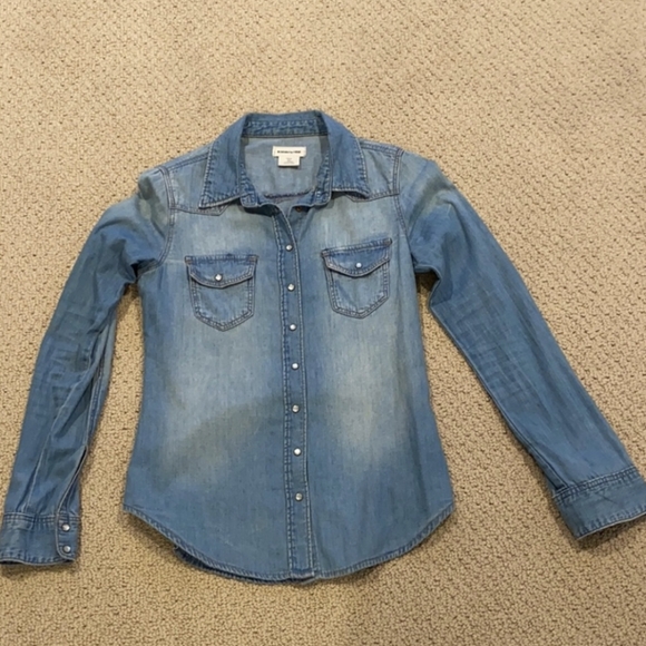 H&M Denim Shirt - Picture 3 of 3